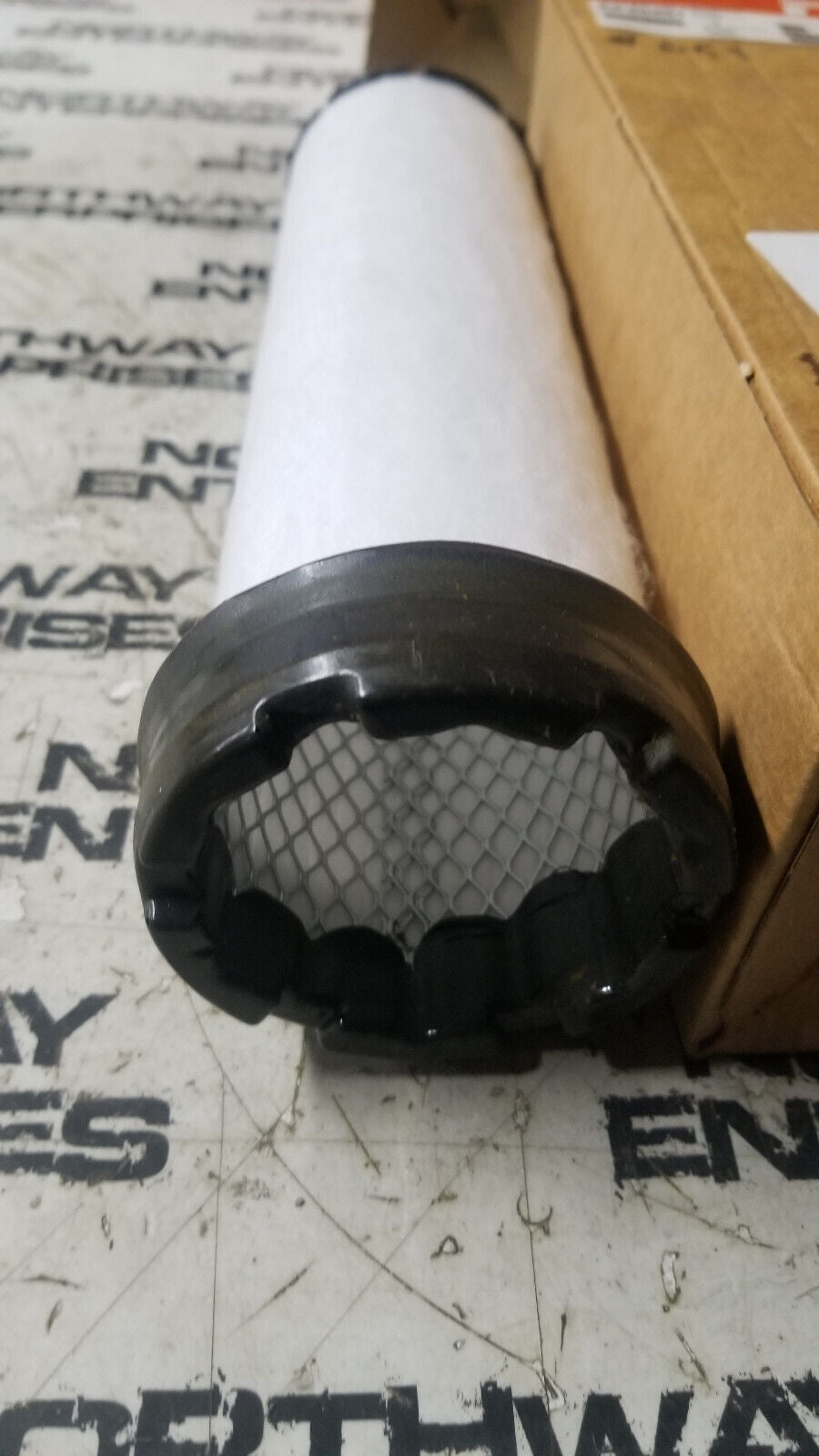 FLEETGUARD AF25497 AIR FILTER