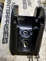 L56-6049 PACCAR HOOD LATCH KEEPER L566049