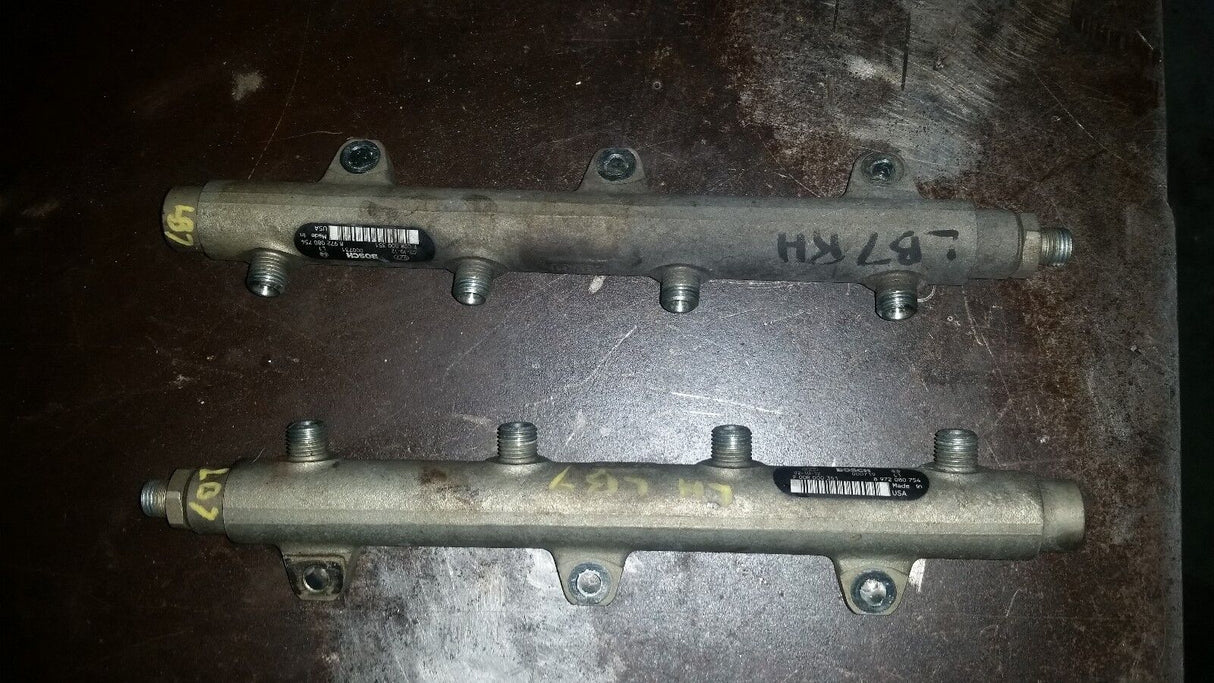 01 02 03 04 2001 2002 2003 Duramax LB7 High Pressure Fuel Rail 8972080754