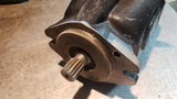Eaton 421AK00569B Hydraulic Piston Pump