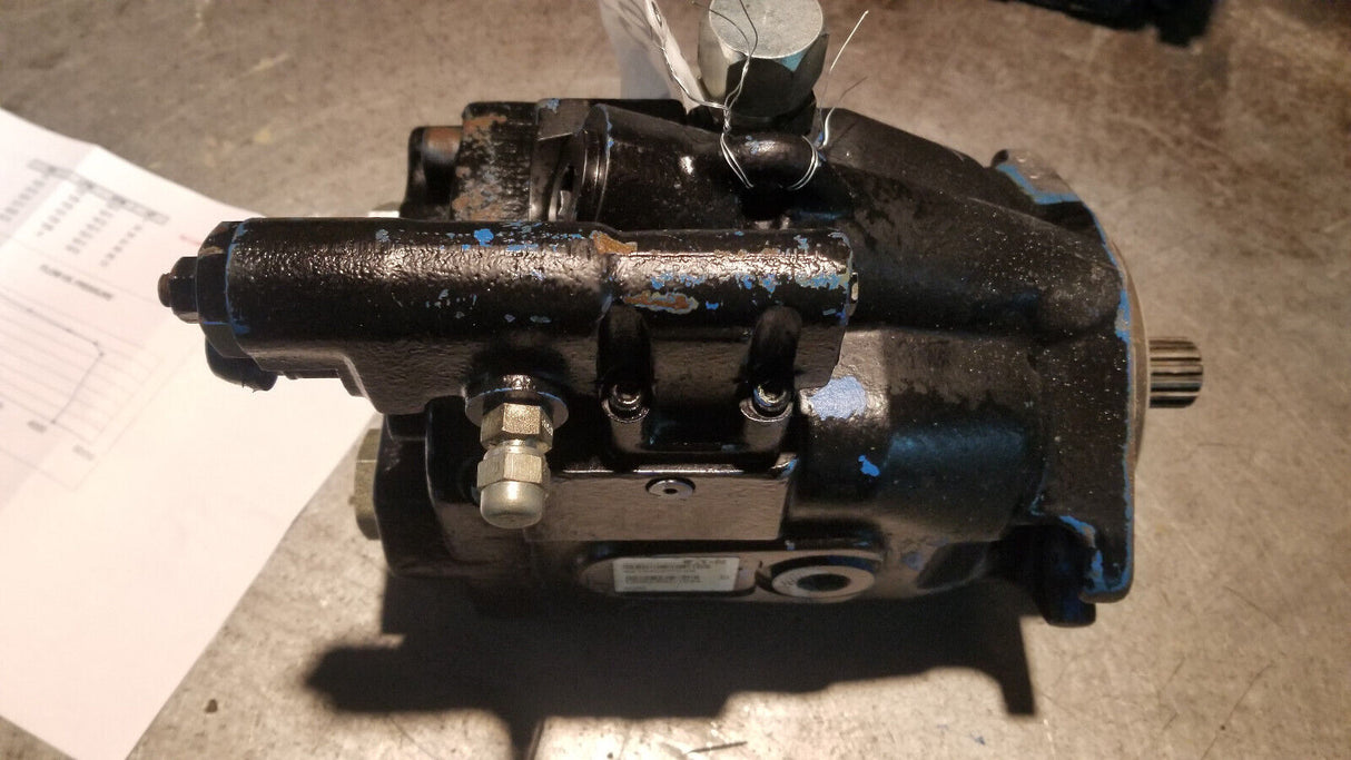 Eaton 421AK00569B Hydraulic Piston Pump