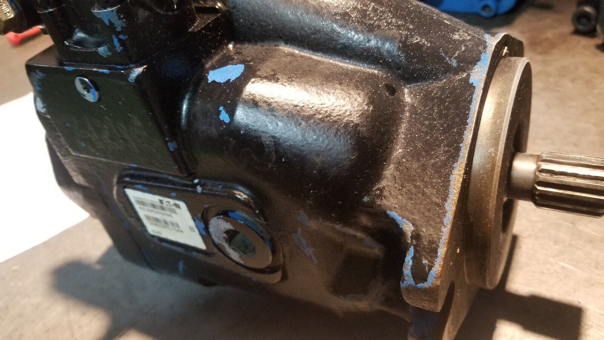 Eaton 421AK00569B Hydraulic Piston Pump