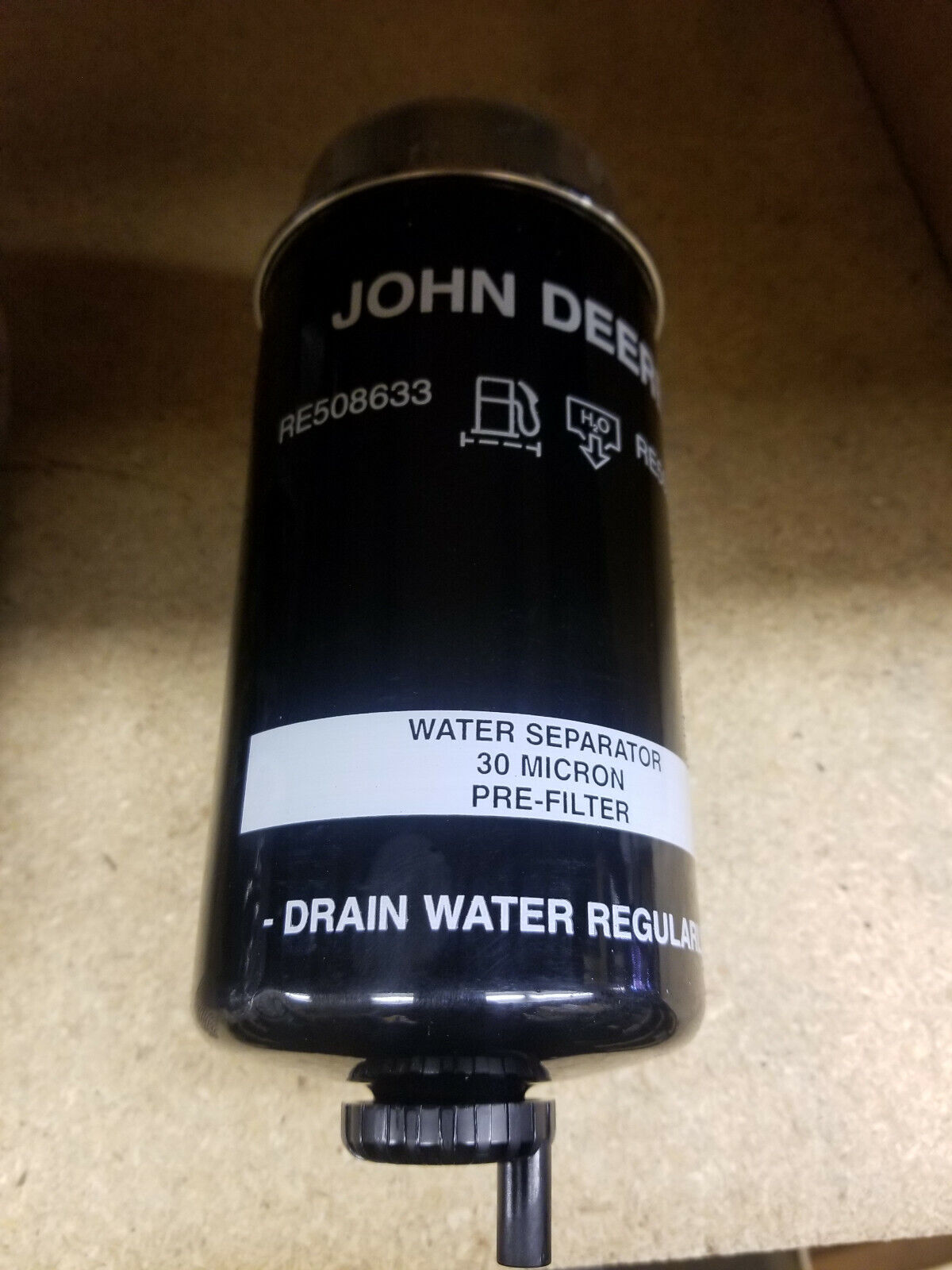 RE508633 JOHN DEERE FUEL FILTER