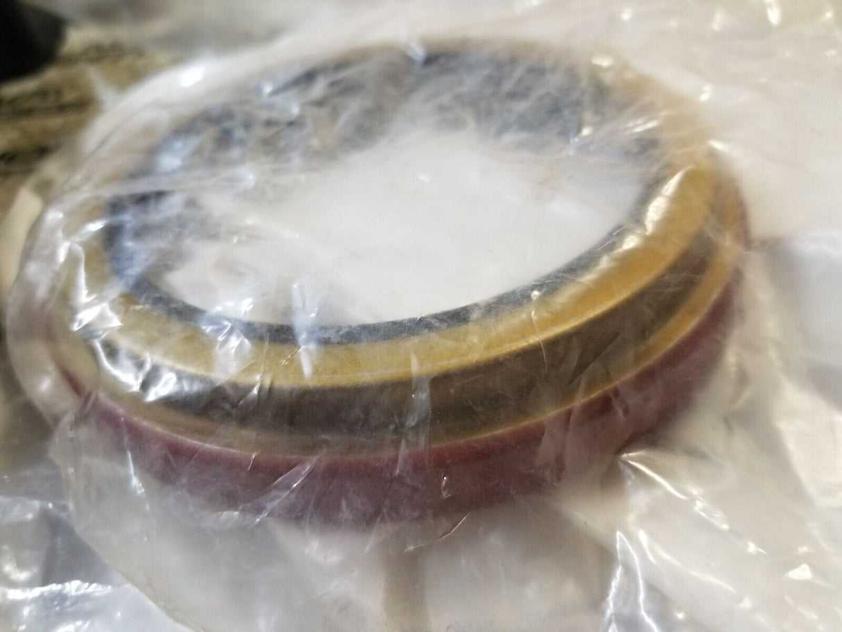 LOT OF 2PC Total Source 44538, HY44538 Oil Seal fits Hyster