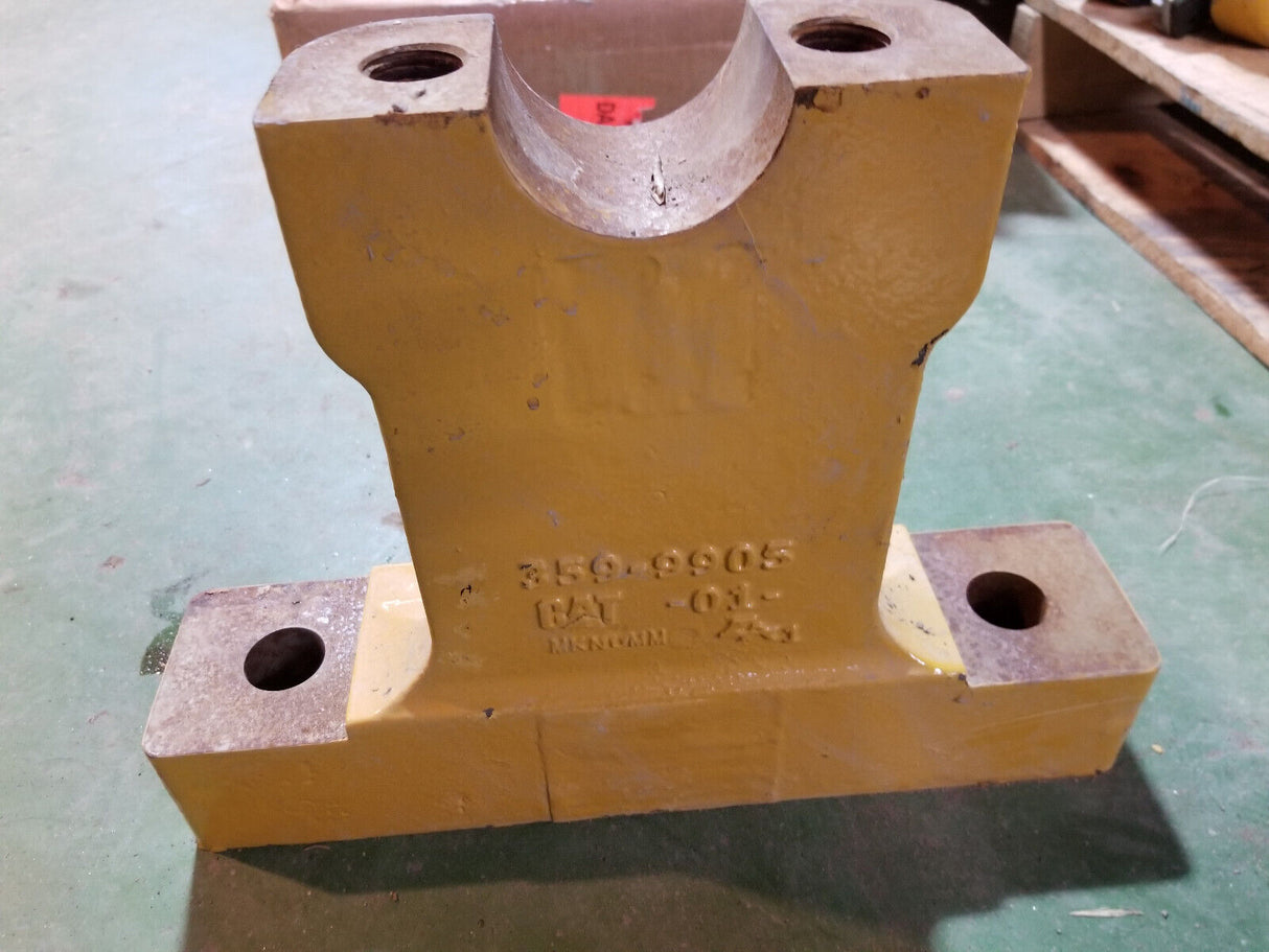 CATERPILLAR 359-9905 283mm Height Track Carrier Roller Support 3599905 D10T