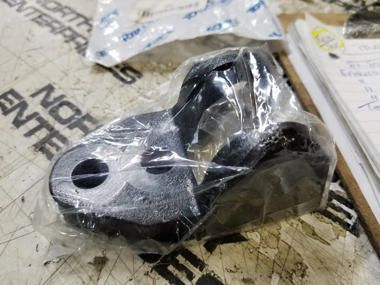 YT520045166 520045166 : Bracket For Yale