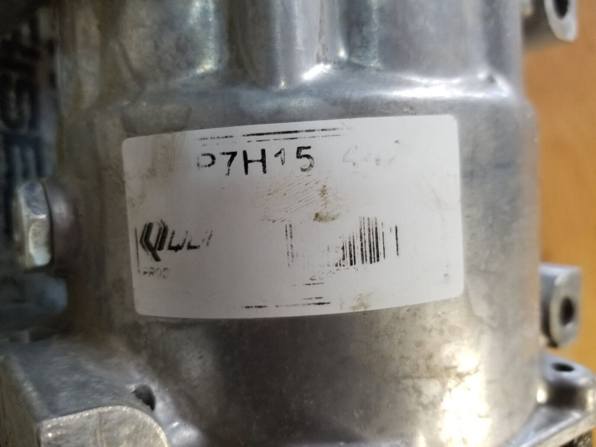 AC COMPRESSOR P7H15 20427007 40601.8T1