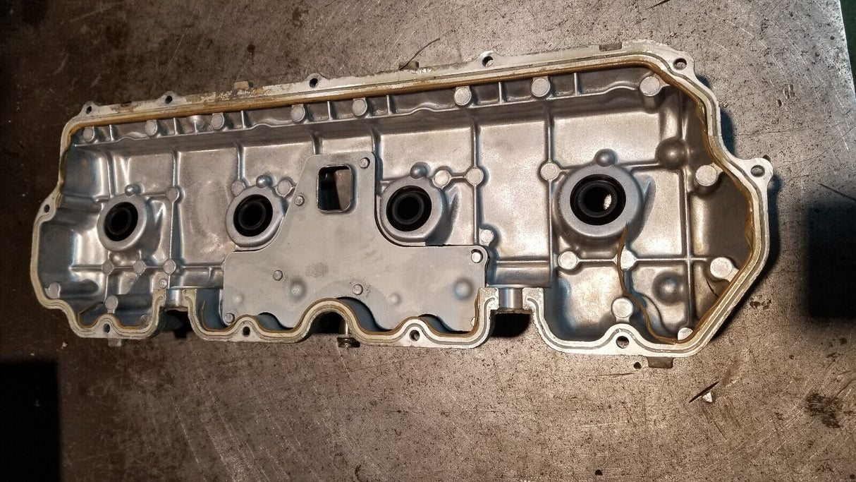 01 02 03 04 LB7 Duramax Diesel UPPER Valve Cover 97223559 ref45
