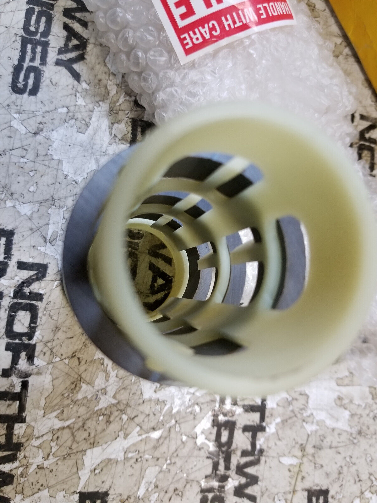 NEW CATERPILLAR 368-5063 Transfer Gear And Case Magnet Snapped Tube 3685063