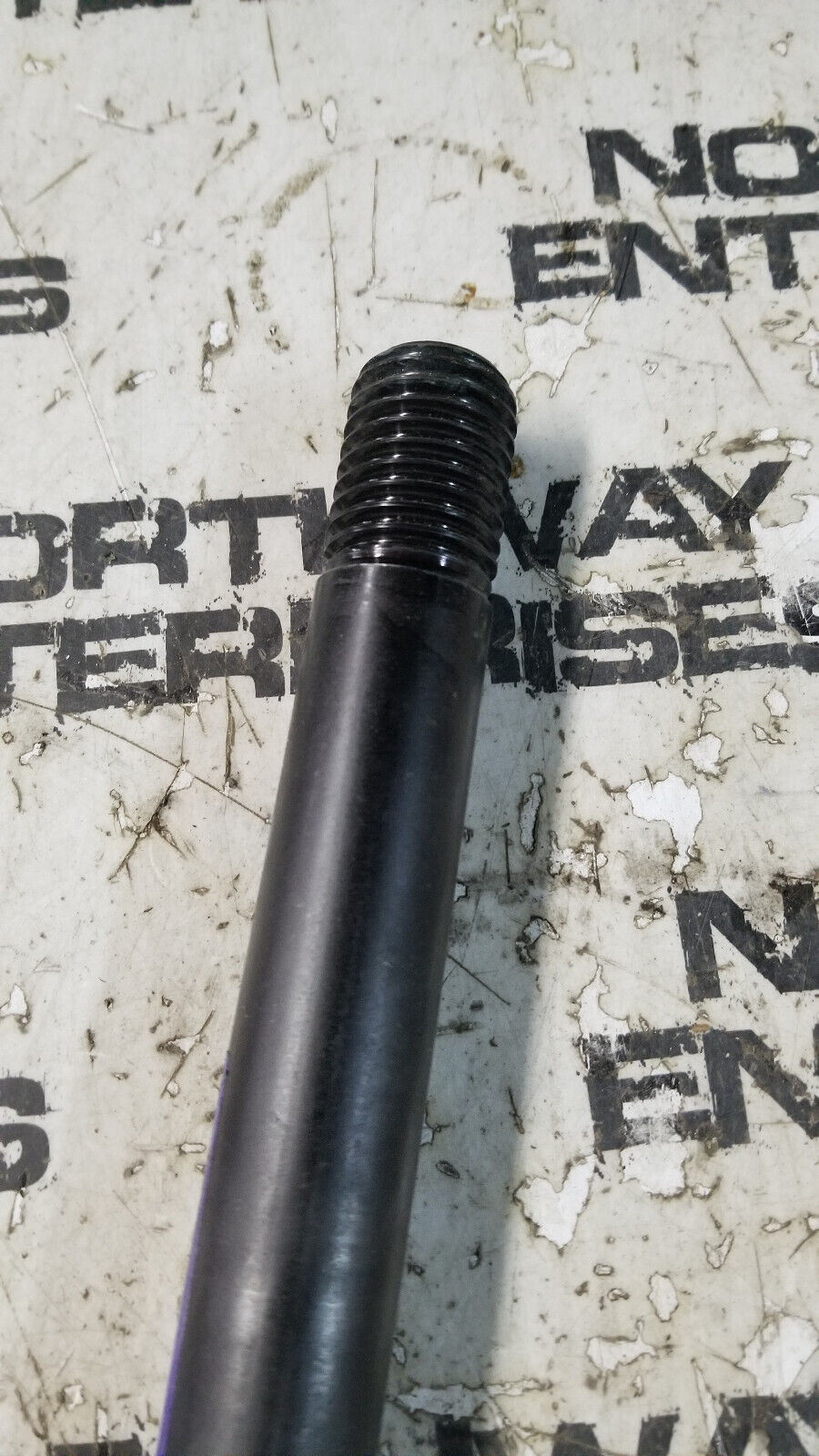 16807282 VOLVO BOLT STUD VOE16807282
