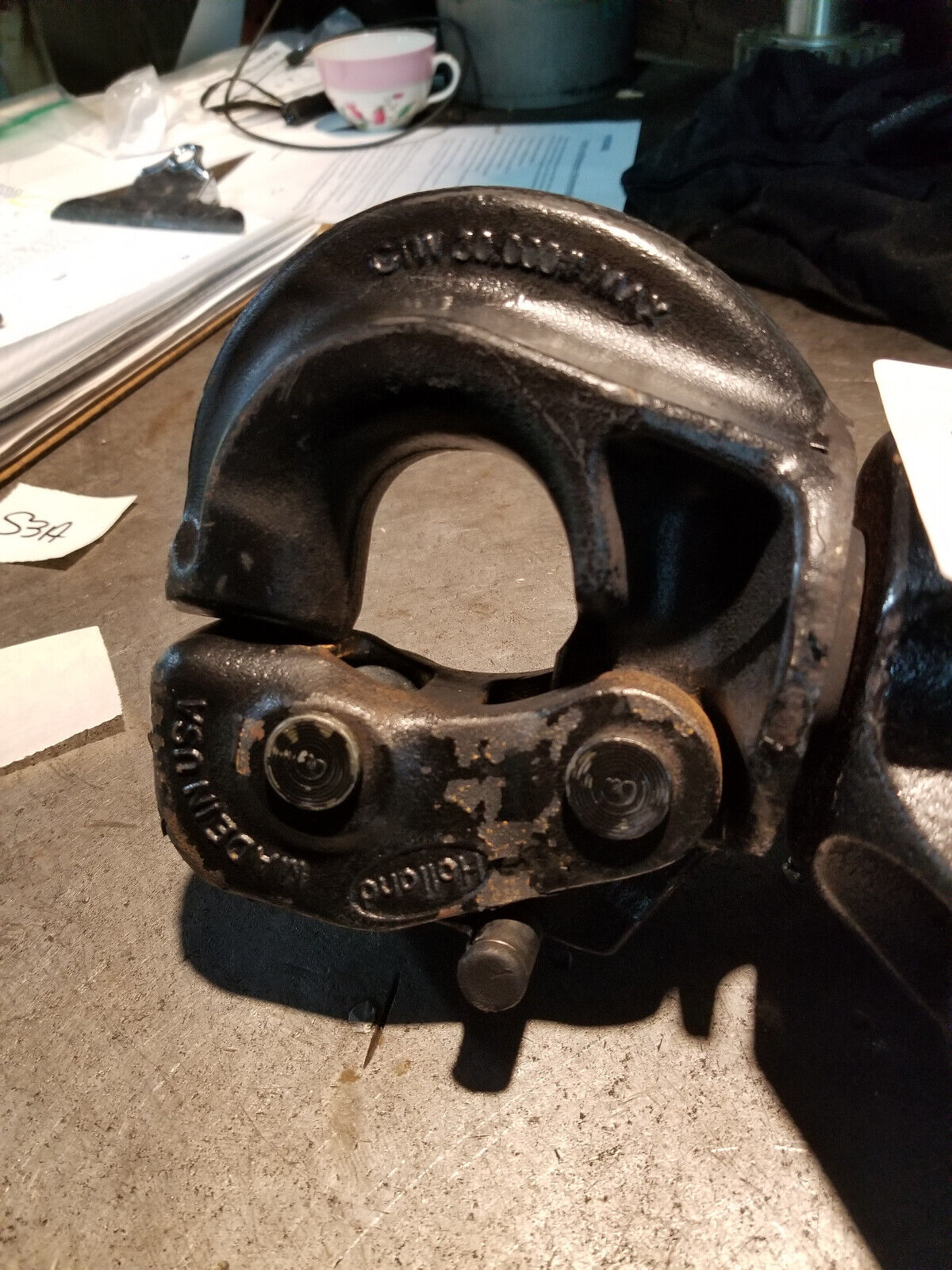 PH-30SA-S11819 SAF-HOLLAND - HOLLAND FIFTH WHEEL PINTLE HOOK ASSEMBLY 30,000LB