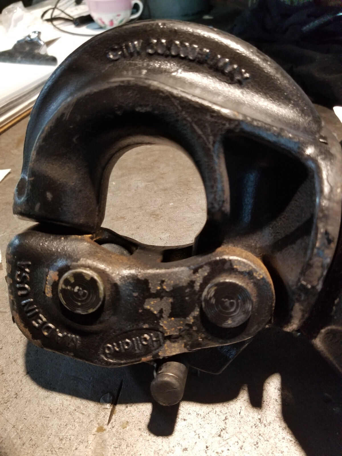 PH-30SA-S11819 SAF-HOLLAND - HOLLAND FIFTH WHEEL PINTLE HOOK ASSEMBLY 30,000LB