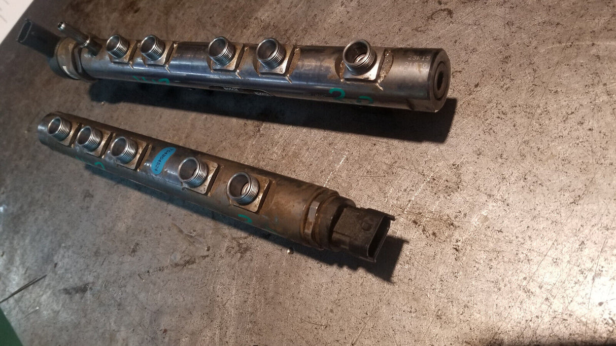 0445216050 0445216044 0281006209 2014-2019 3.0L EcoDiesel FUEL RAILS  ref142