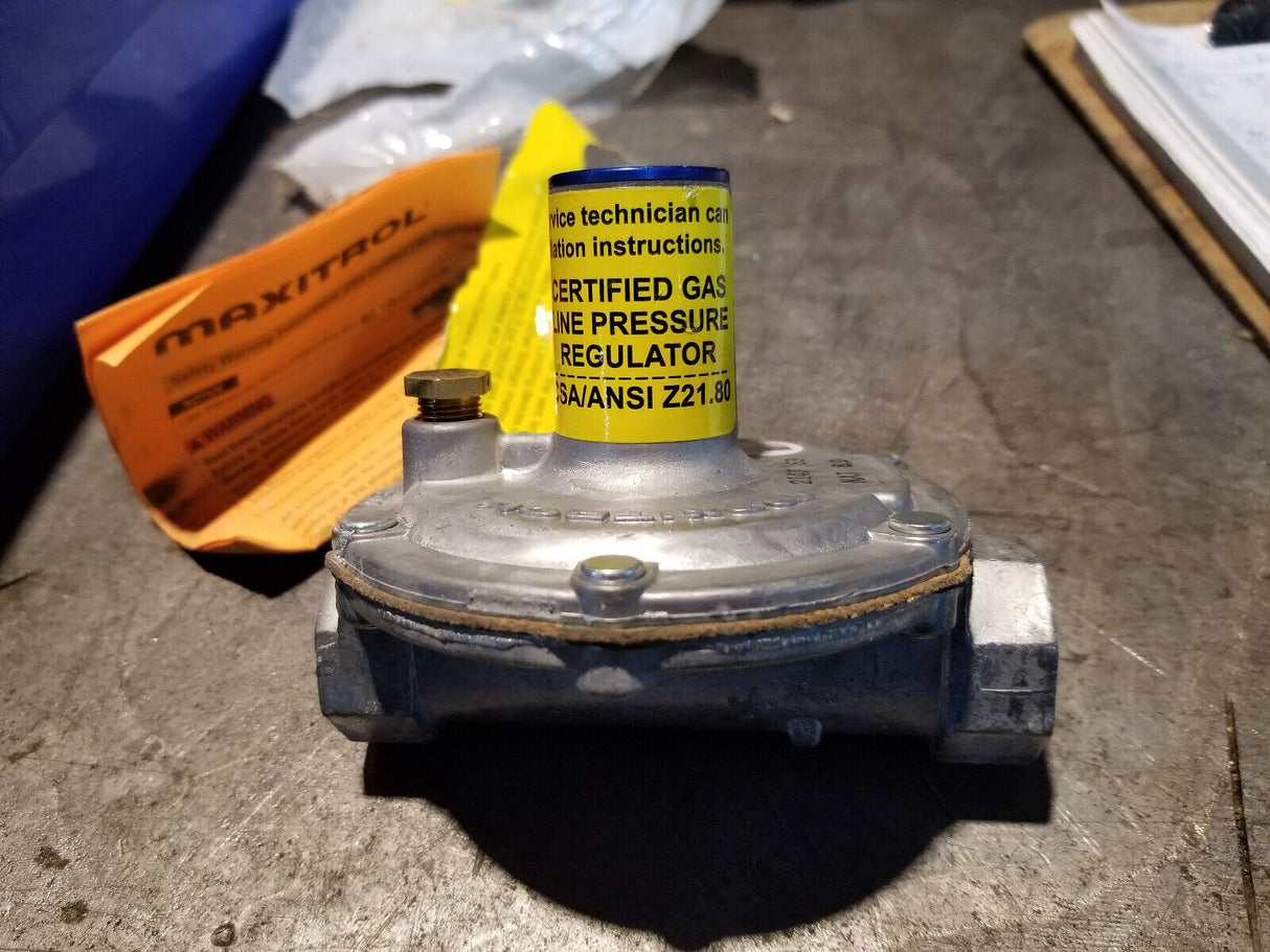 Maxitrol 325-3L 1/2" Gas Line Pressure Regulator