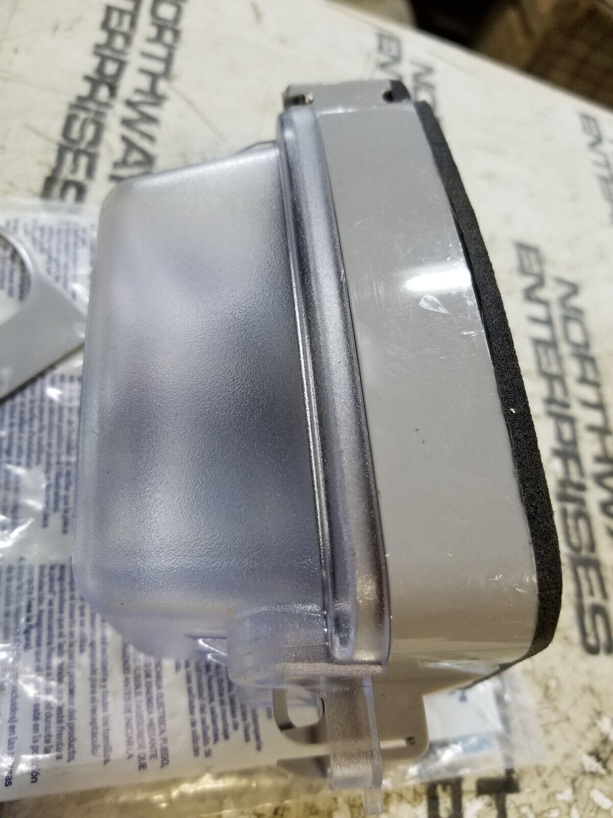 LEVITON 001-05980-UCL  1-Gang Extra Duty While-In-Use Cover