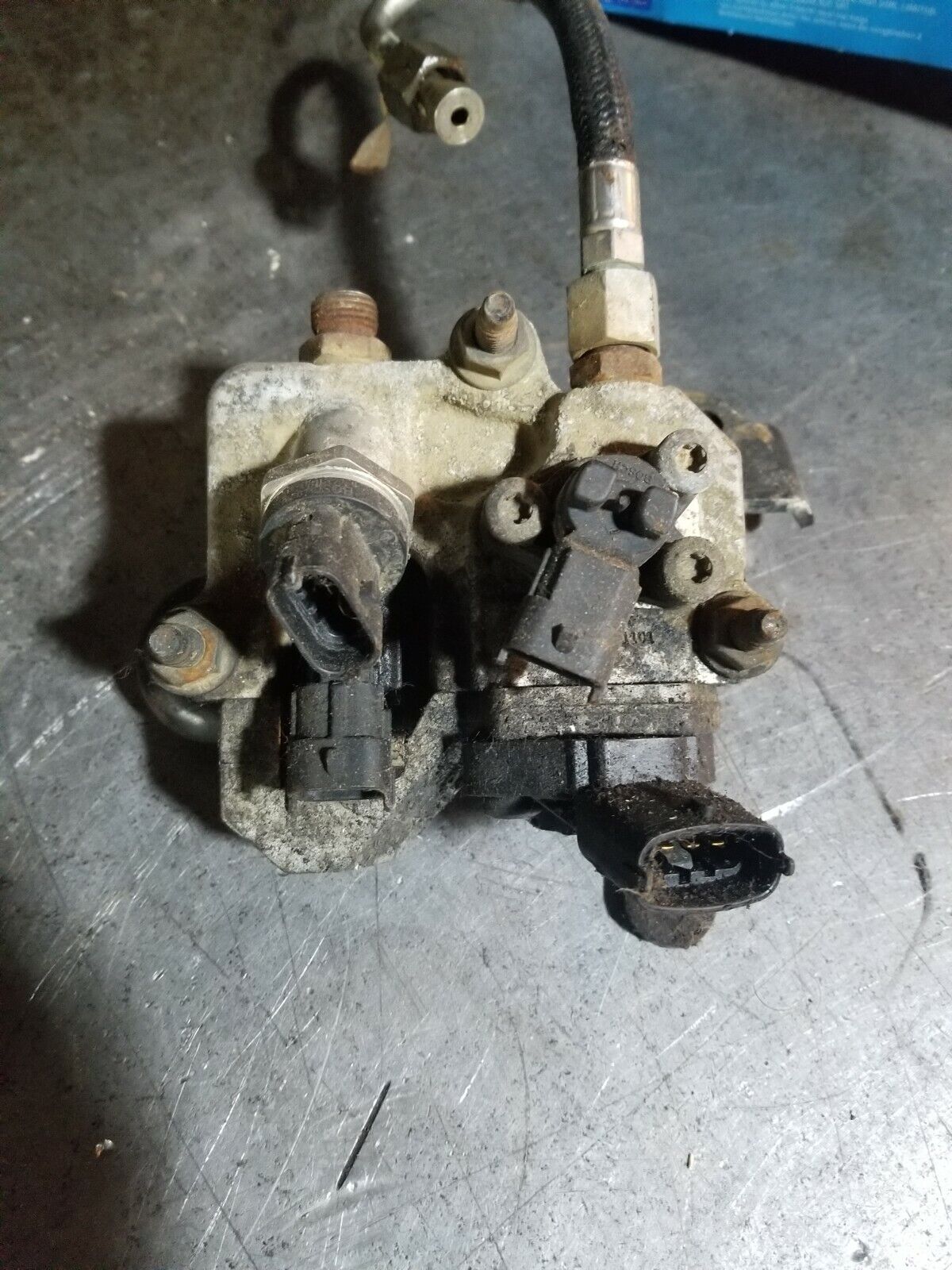 INTERNATIONAL OEM FUEL PRESSURE REGULATOR 3006082C1