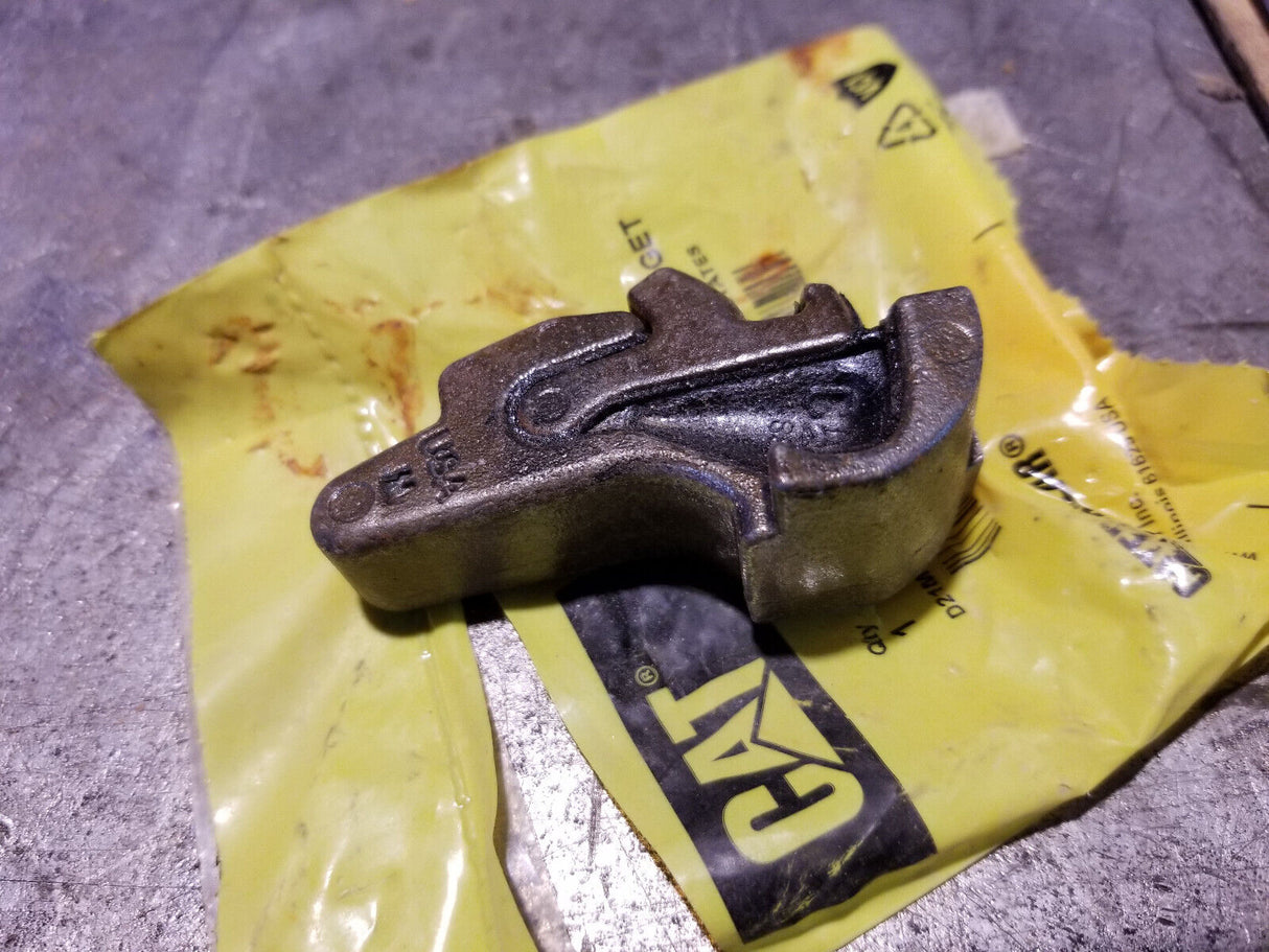 286-2110 CATERPILLAR RETAINER 2862110