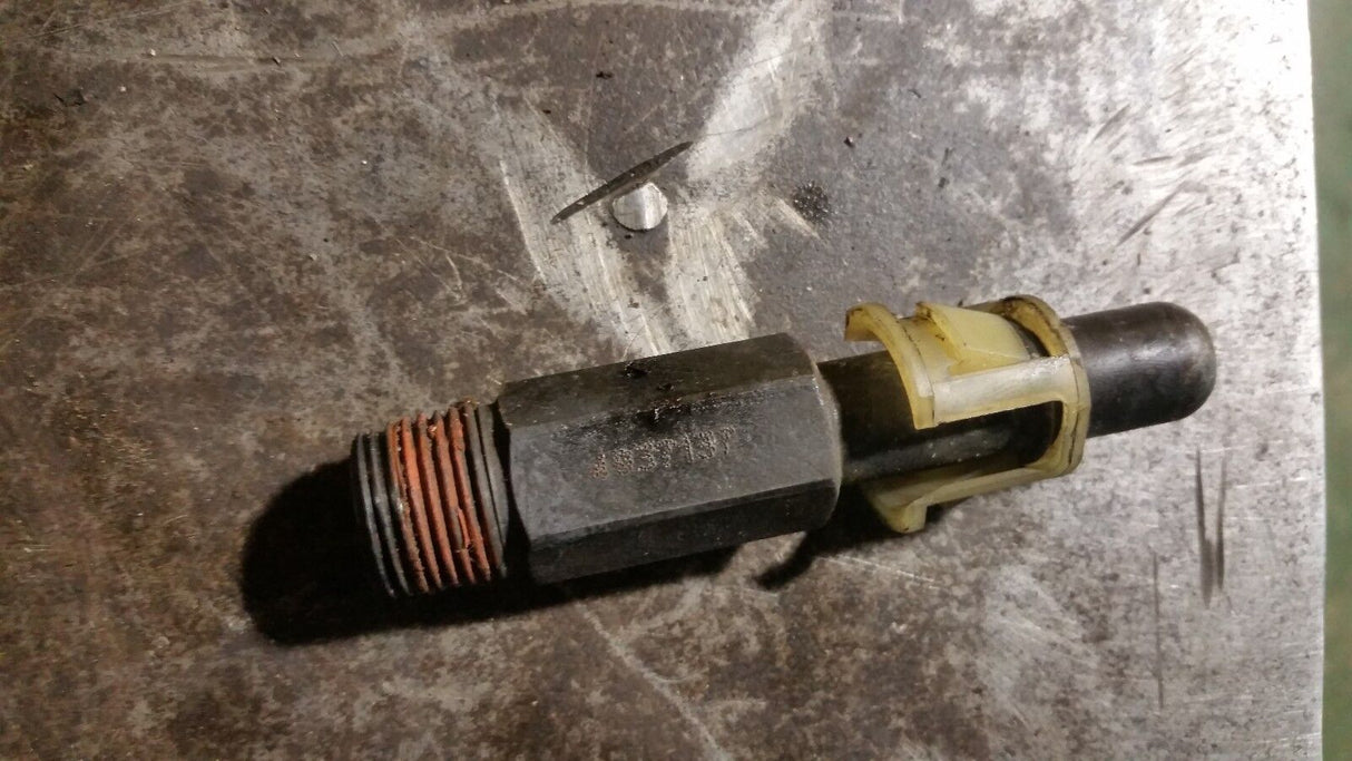 Dodge Ram 2500 3500 6.7L CUMMINS  HEAD SPIGOT CONNECTOR 4937137 68005253AA