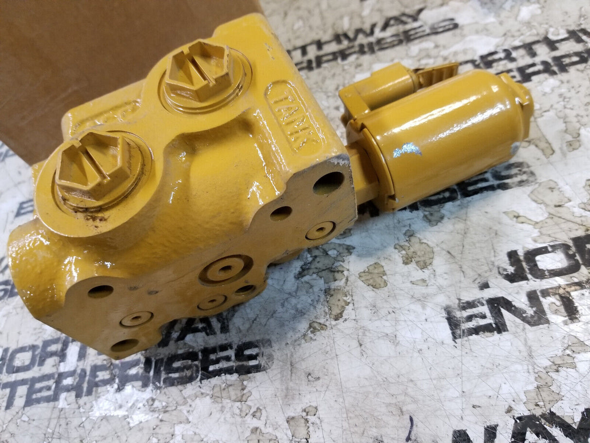 390-9225 CATERPILLAR VALVE 3909225 12V Retarding Brake Control Valve