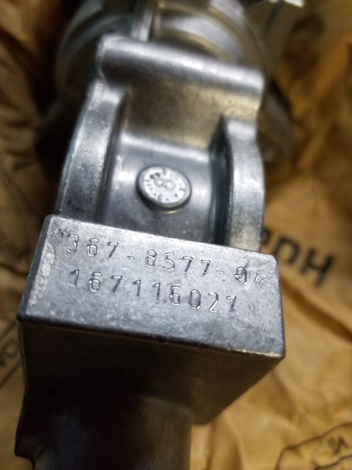 367-8577 CATERPILLAR GENUINE CAT 3678577 67 Degree Rotary Air Control Valve