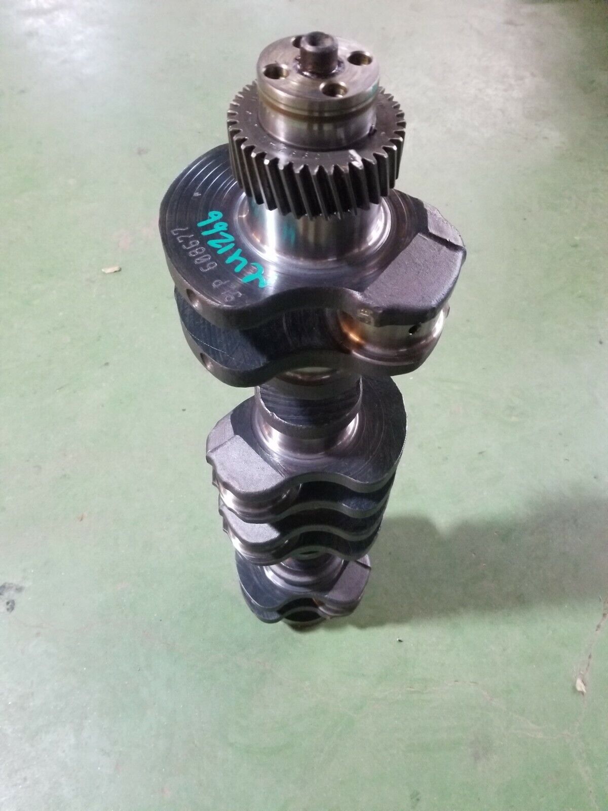 CUMMINS 5.9L USED OEM CRANKSHAFT 98-01 3929037 3929027 ANGLE CUT GEAR
