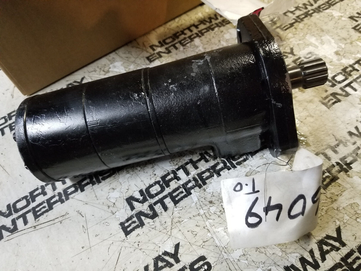 EATON Char-Lynn 101-1405-009 Hydraulic Motor 1011405009
