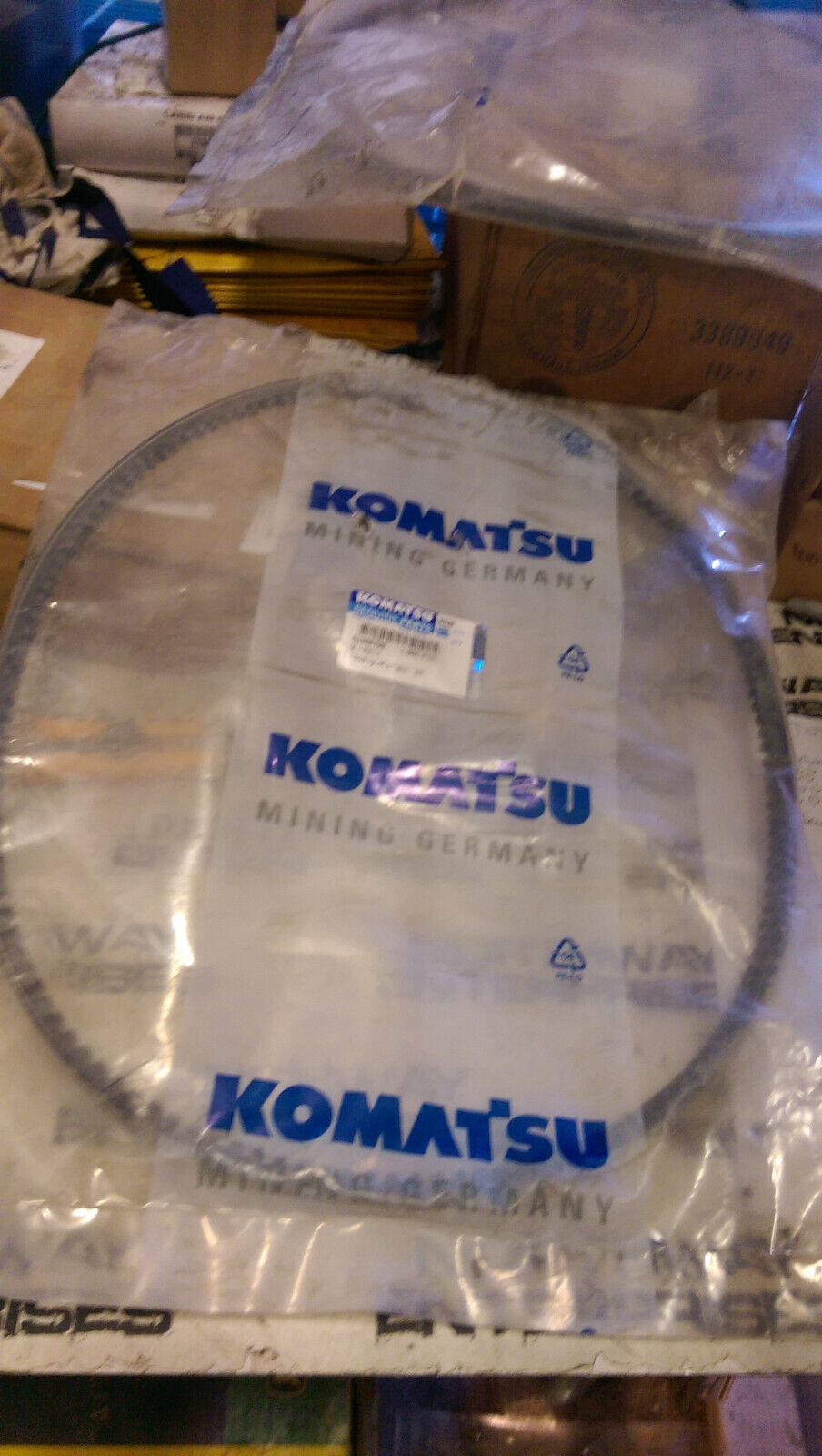 51988798 KOMATSU V-BELT
