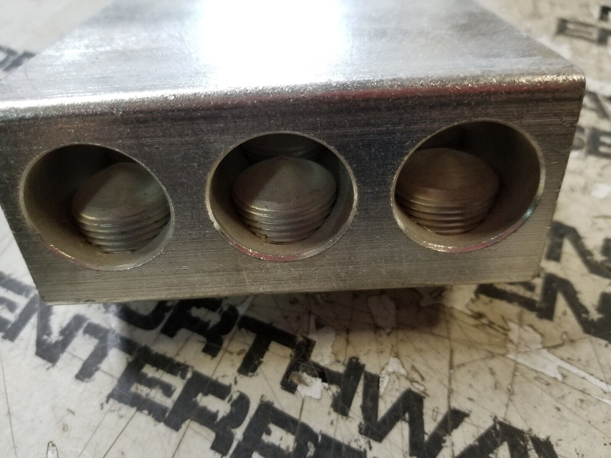 ILSCO T3A4-800N Terminal Lug Conductor Range 800-300