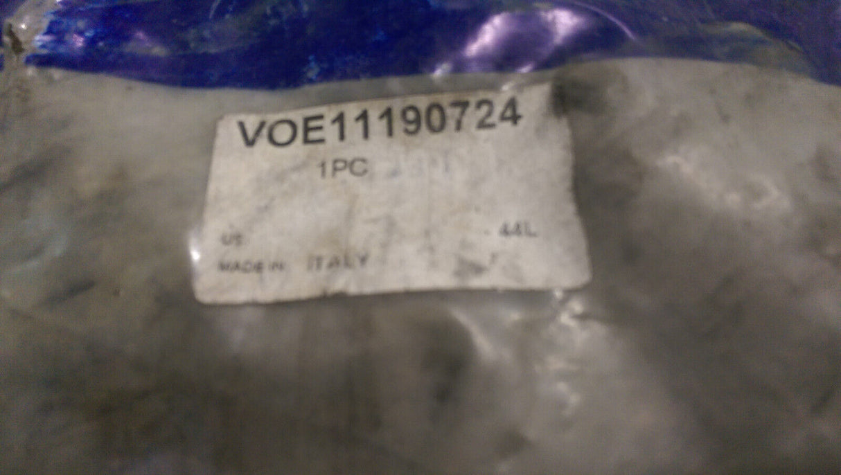 VOE11190724 VOLVO 11190724 HOSE ASSEMBLY