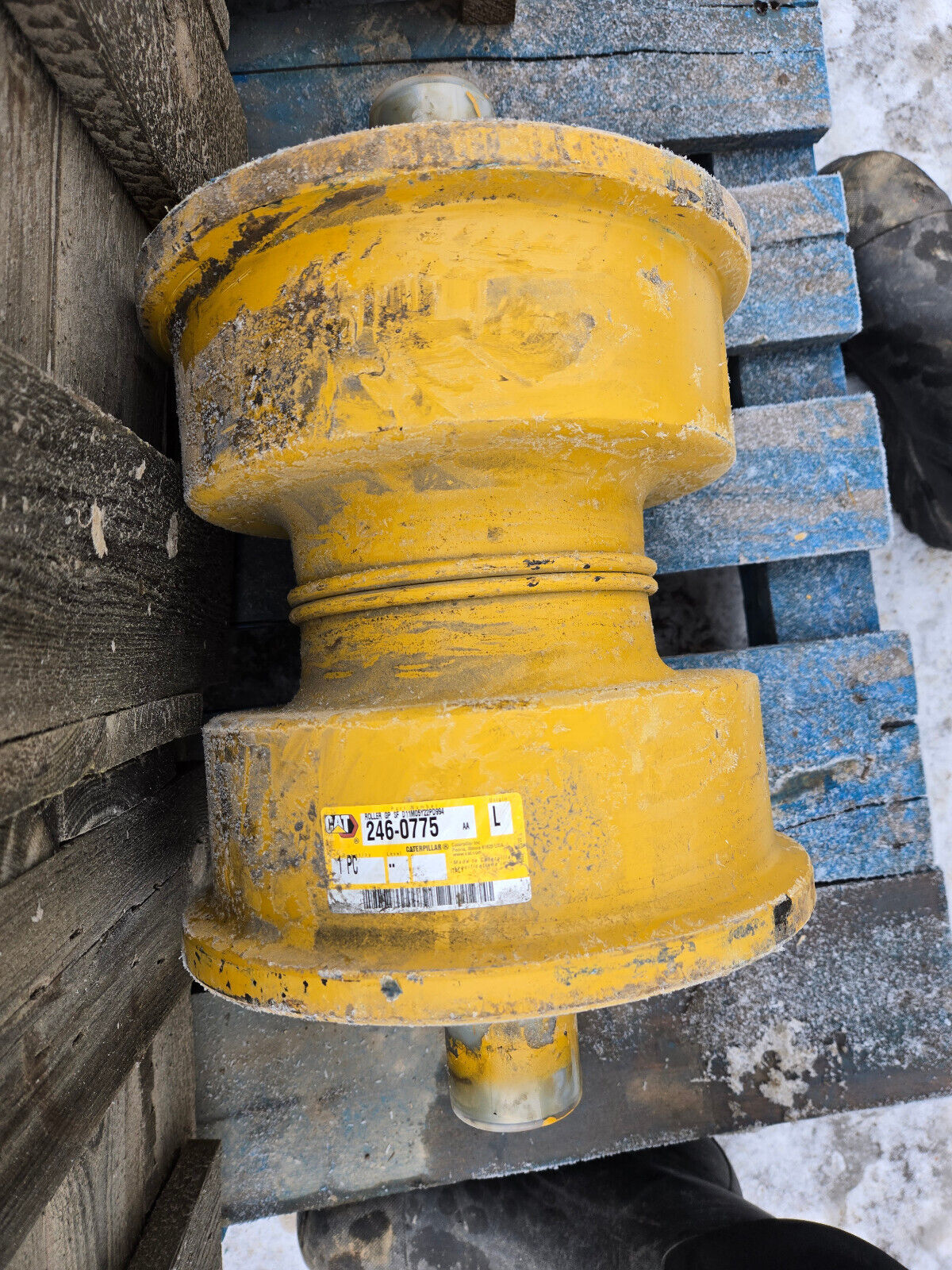 246-0775 CATERPILLAR 2460775 CAT TRACK ROLLER D8T D8R D8R II D8GC D8 GC D8