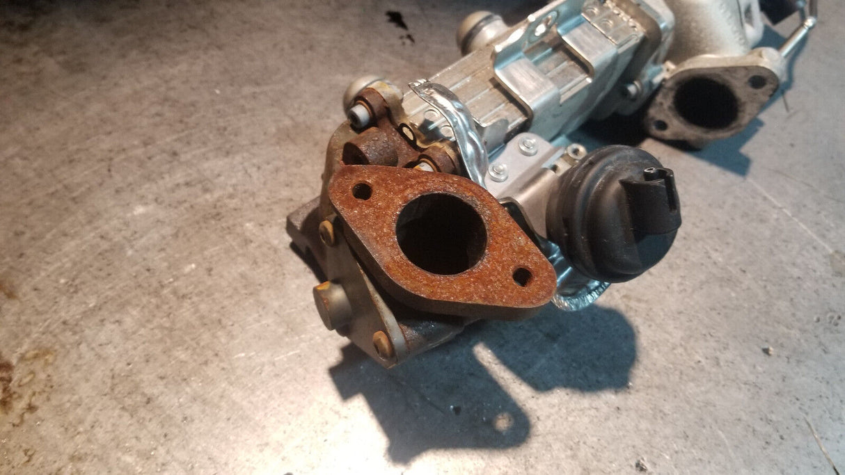 68211312AA 68211310AAA  3.0L ECODIESEL USED EGR COOLER 8472961