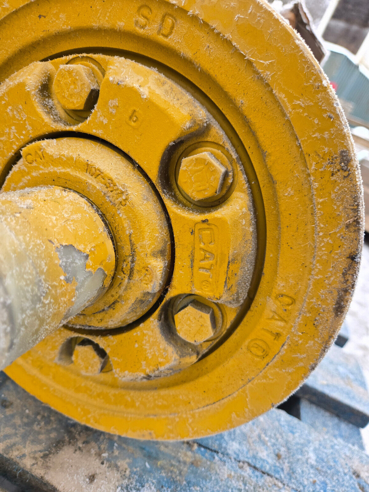 246-0775 CATERPILLAR 2460775 CAT TRACK ROLLER D8T D8R D8R II D8GC D8 GC D8