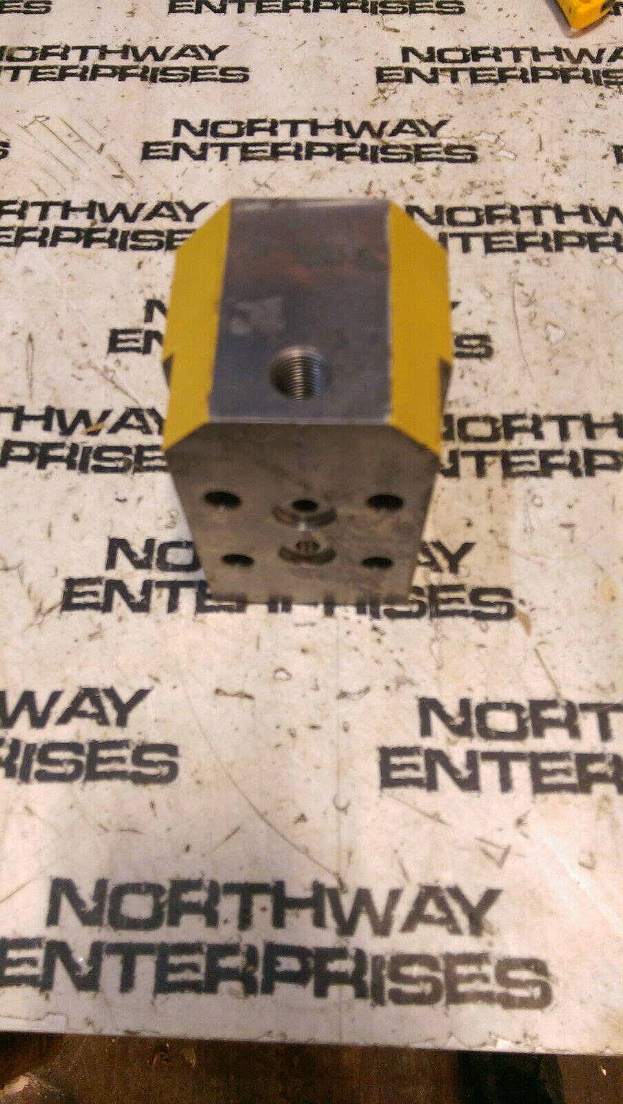 CATERPILLAR 243-3413: Manifold 2433413
