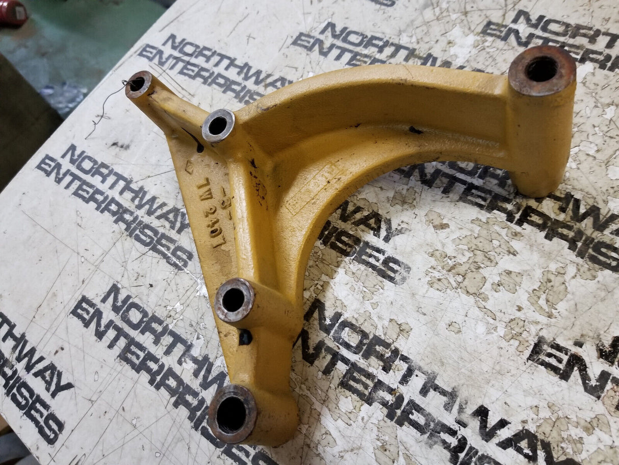7W-2407 CATERPILLAR ALTERNATOR BRACKET 7W2407 D8R D8GC D8N D8 GC