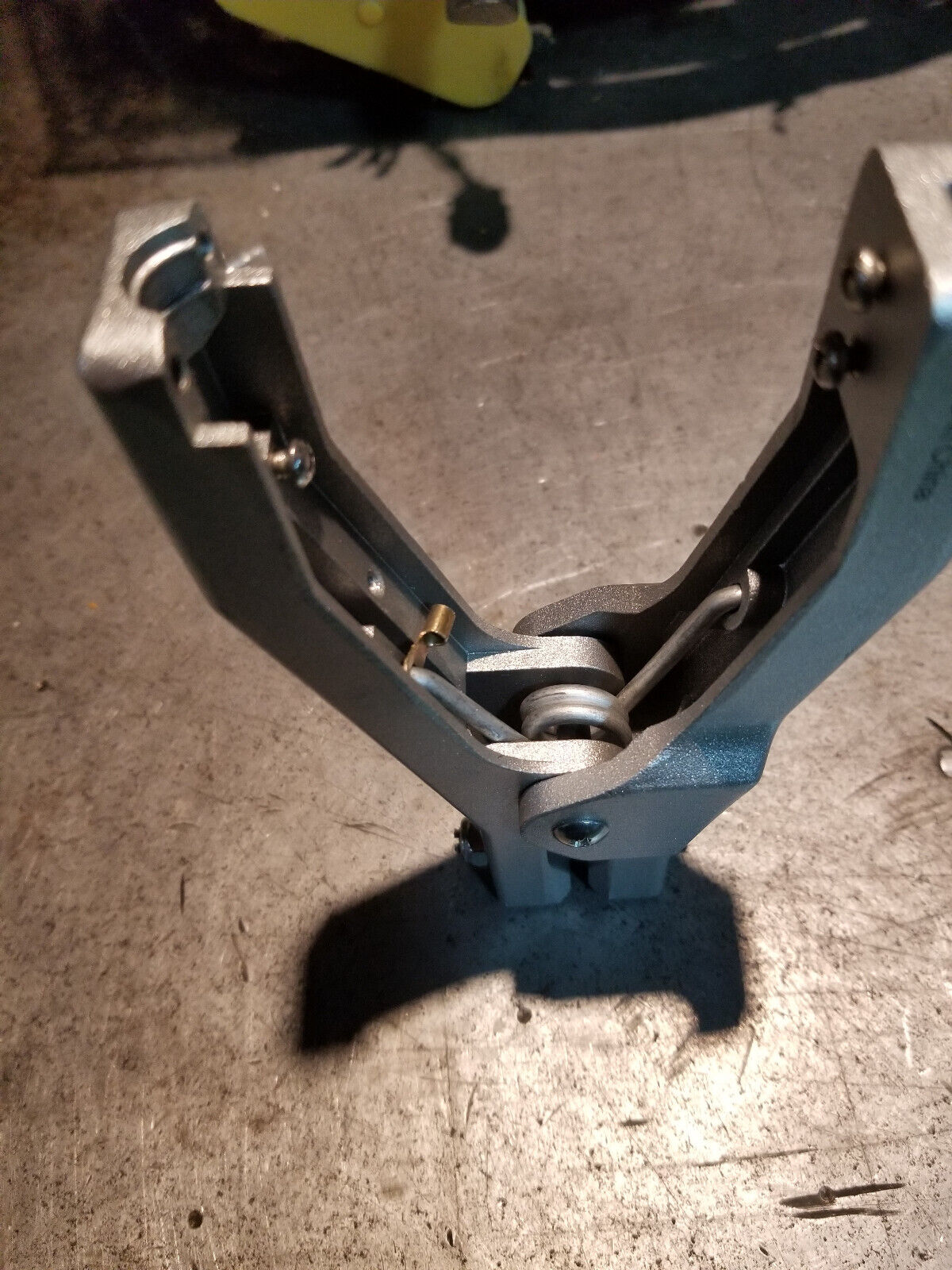 600203 AAKI CORP Tri Tip Heavy Duty Sensing Clamp