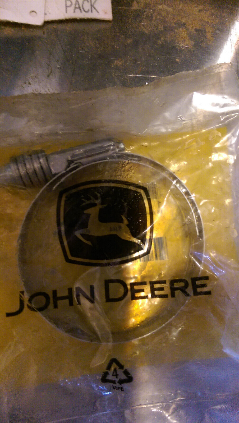 John Deere RE52702 Clamp, Band