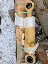 Caterpillar 227-8893 Hydraulic Cylinder Arrangement with Tube and Rod Assemblies