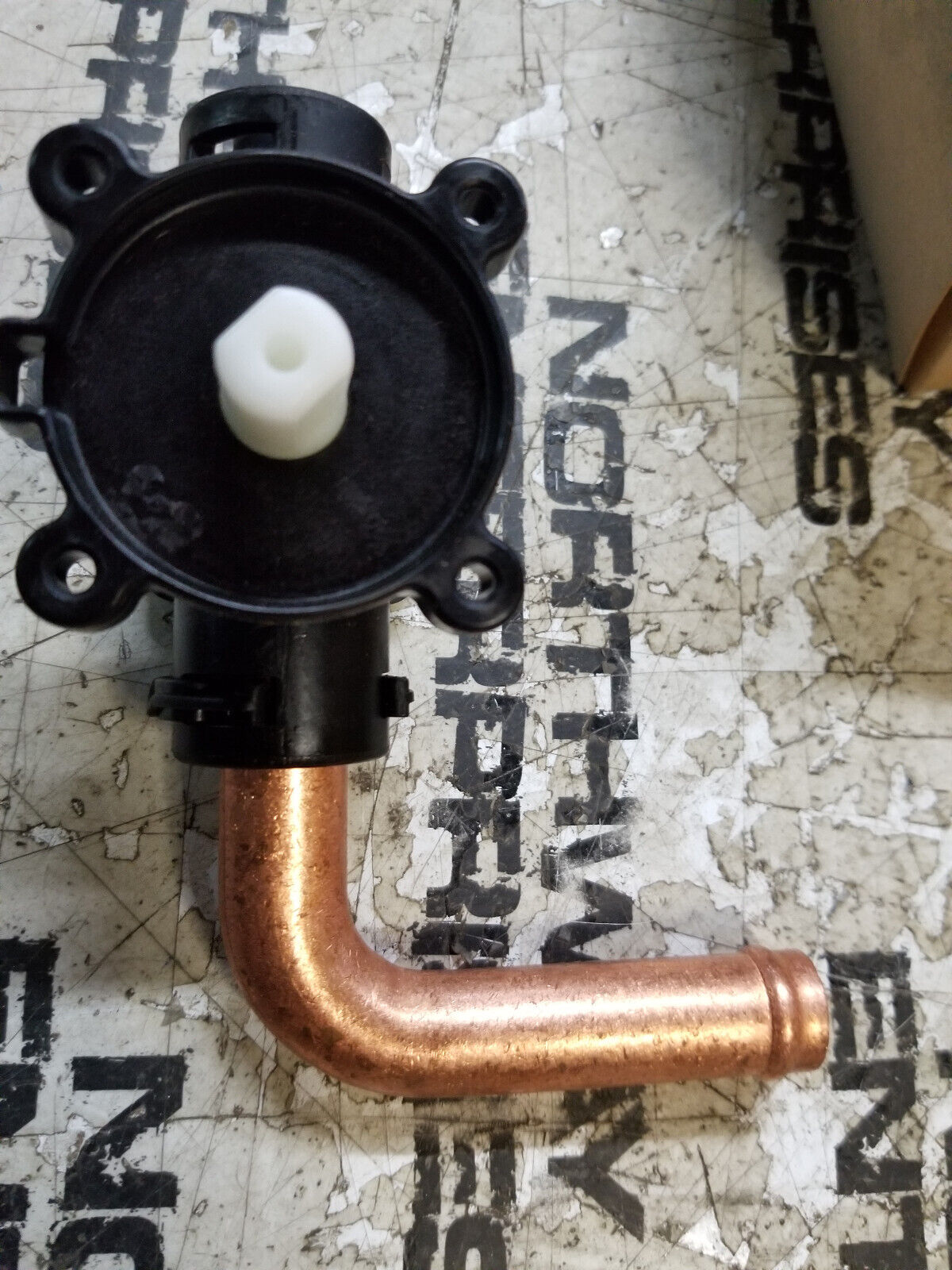 521-2576: VALVE AS CATERPILLAR