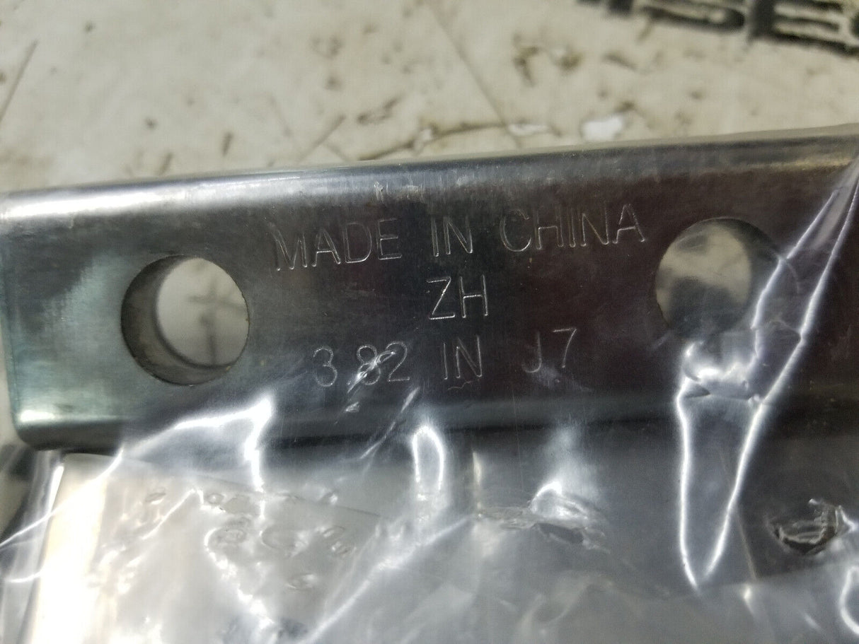 A149249 CNH CLAMP