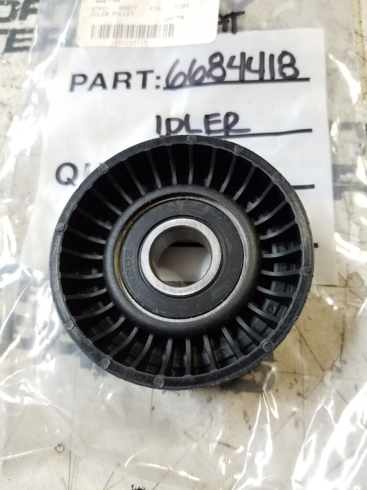 BOBCAT IDLER 6684418