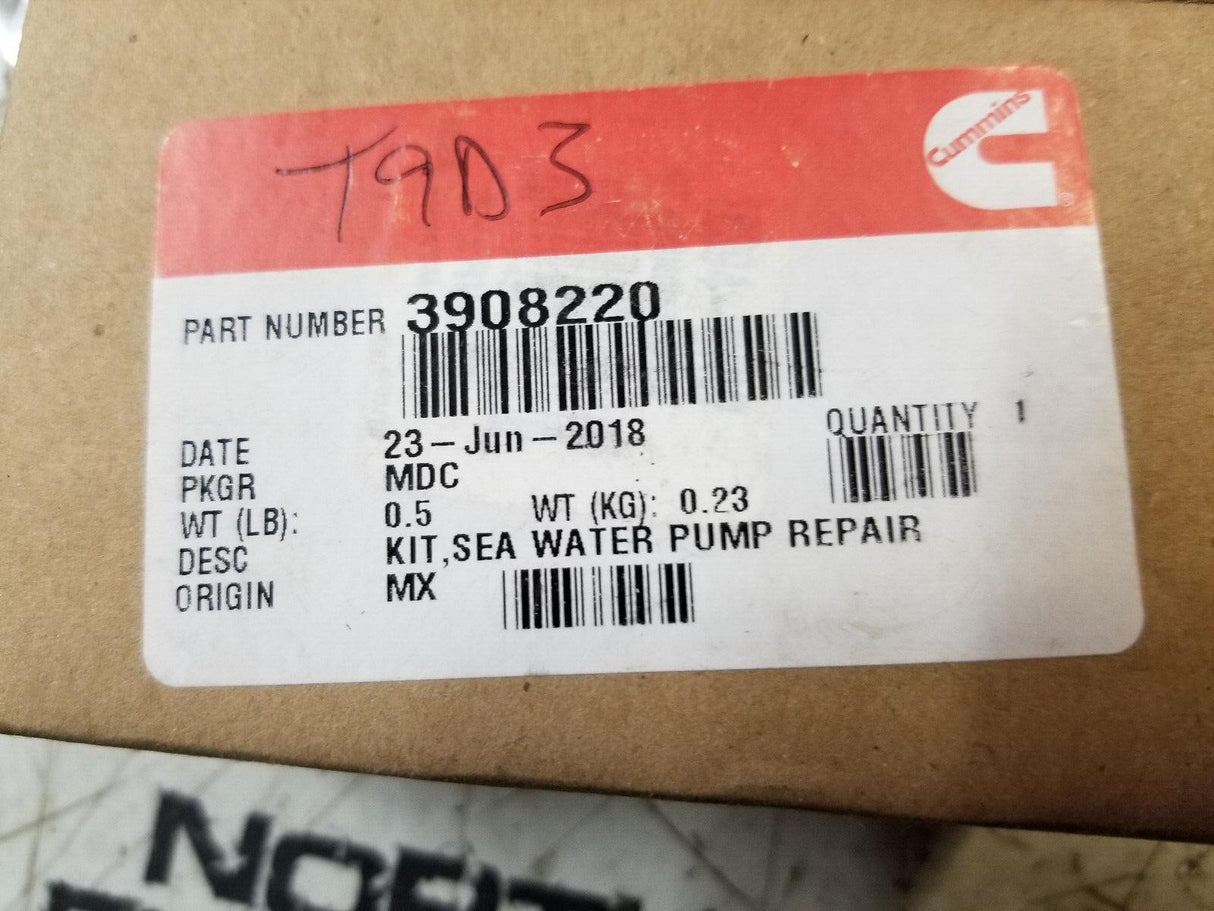 Cummins QSD 2.0 Marine Engine Water Pump Impeller 3908220 Paper gasket torn