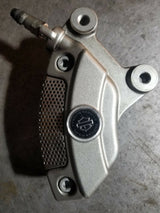 42938-08 HARLEY DAVIDSON CVO STREETGLIDE RH FRONT CALIPER SILVER
