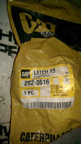 CATERPILLAR 282-0616 LATCH