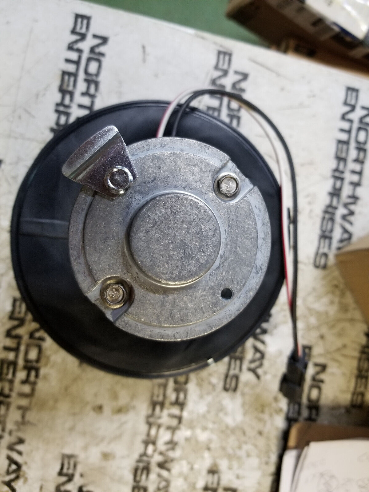 268-8792 CATERPILLAR OEM 24 Volt, 5200 RPM, 33.99mm Inner Diameter Blower Motor