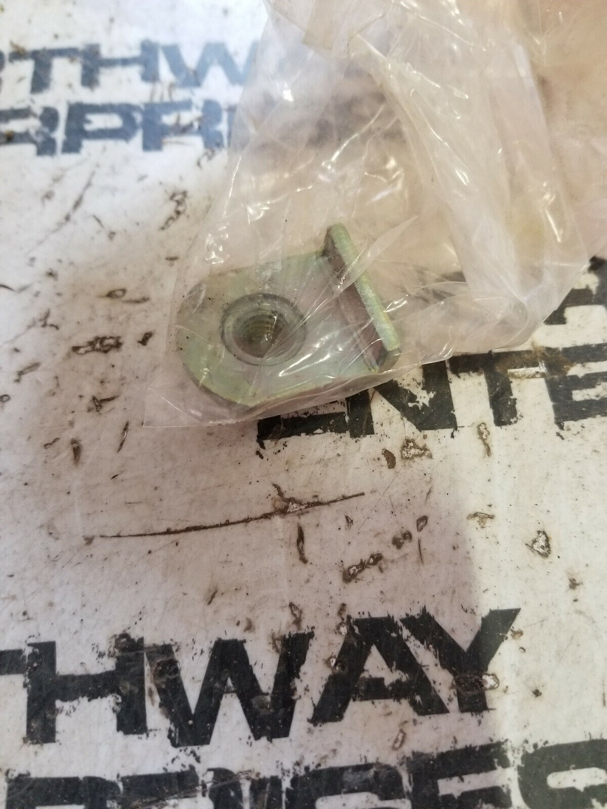7W-4978 CATERPILLAR NUT ASSY