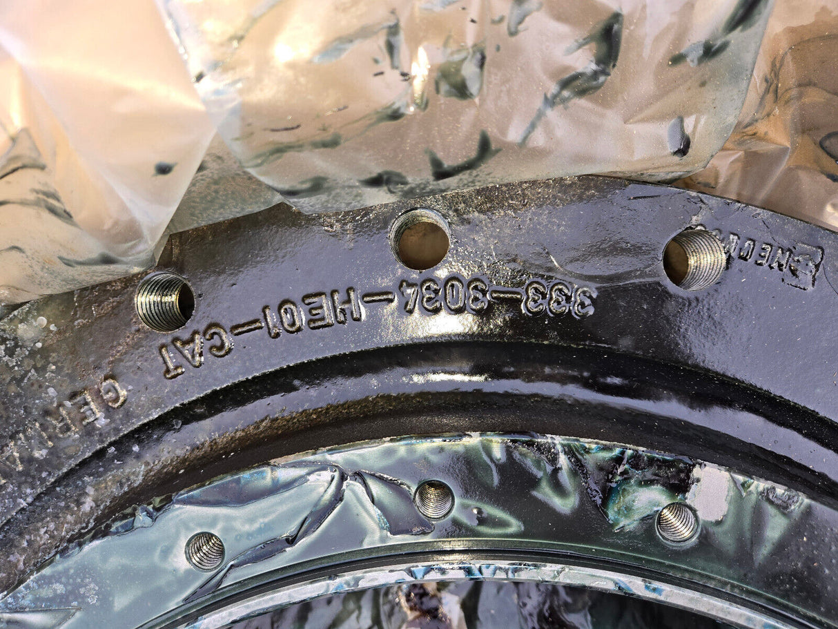Caterpillar 333-3034 HOUSING-SPRO CAT Sprocket Hub For Creating Efficient Motion
