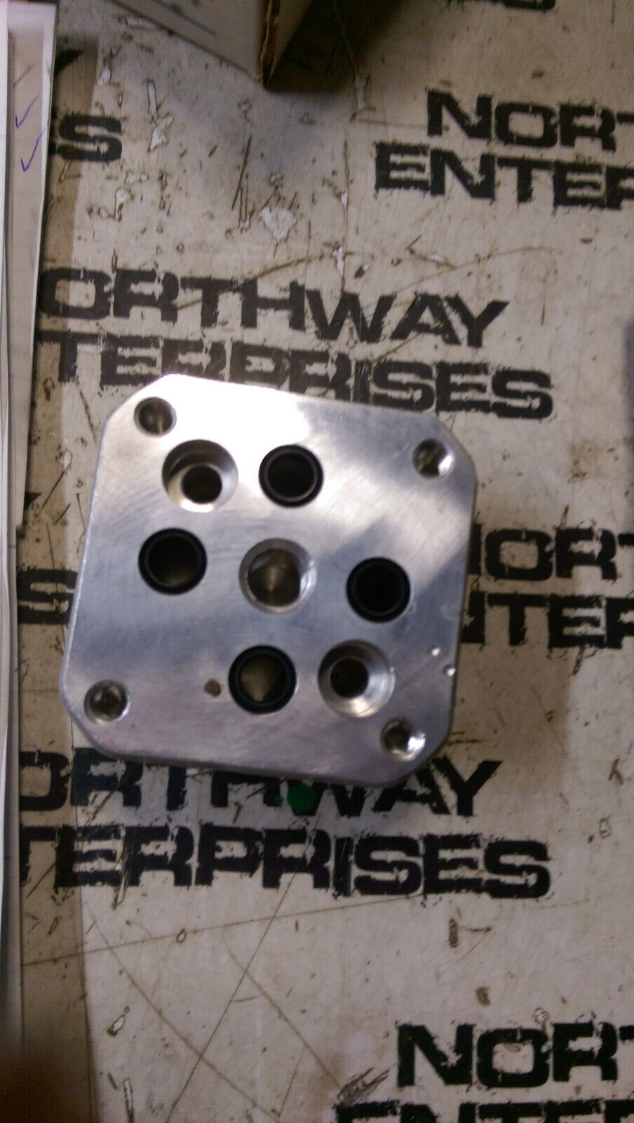 9234284 JOHN DEERE MANIFOLD