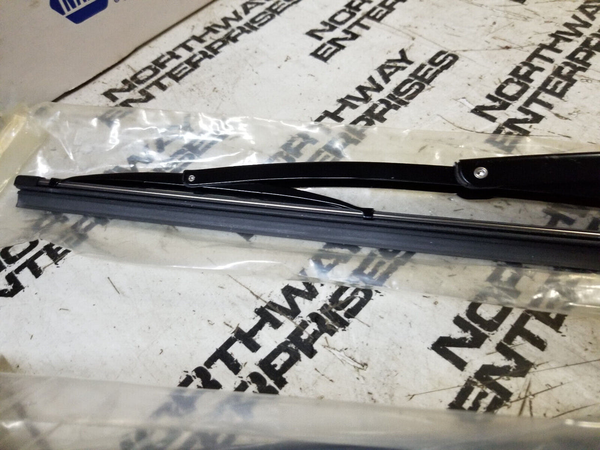 CAT WIPER BLADE 425-2682 4252682 142-4884 kit contains 2 blades and 1 arm