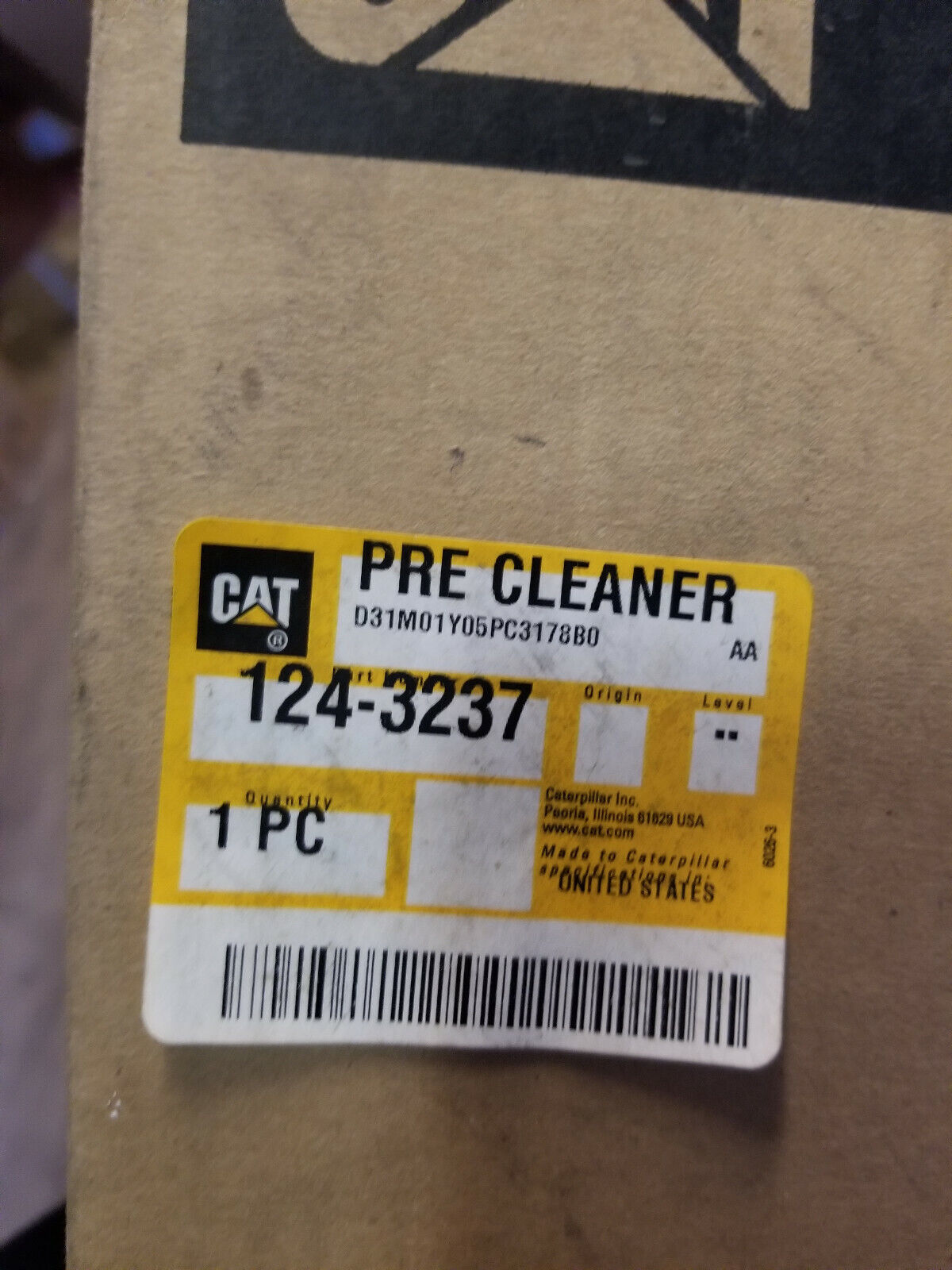 124-3237 CATERPILLAR AIR PRE-CLEANER