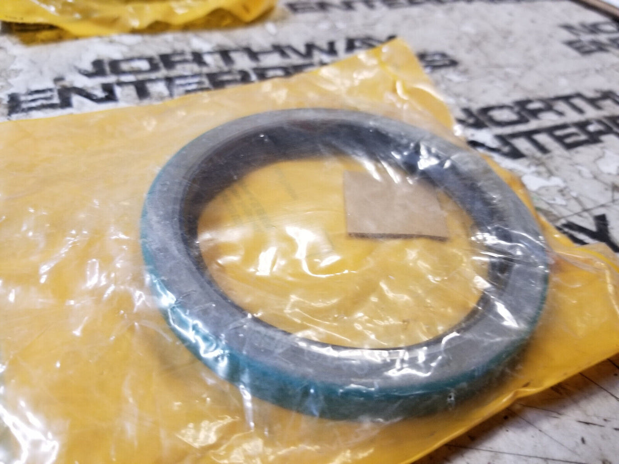 Genuine Caterpillar CAT 4B-8024 73.02mm Shaft Rubber Lip Type Seal 4B8024